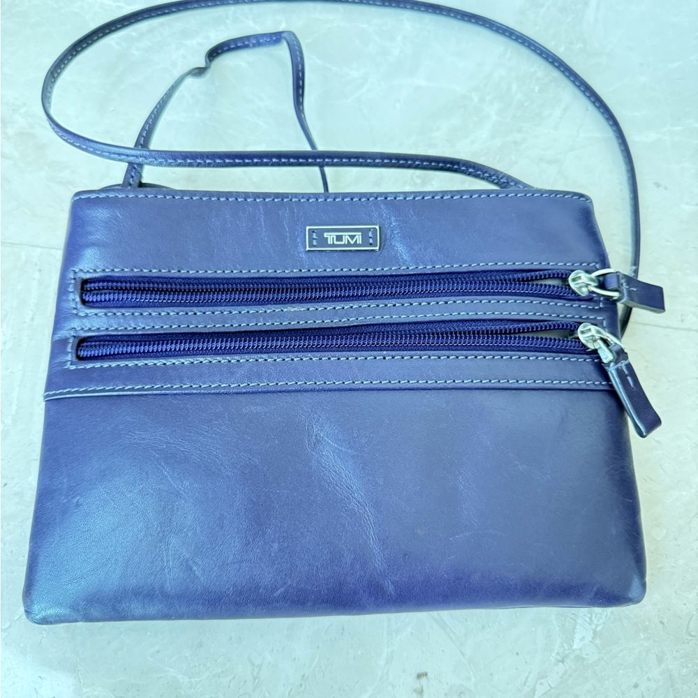 TUMI Women's Purple Crossbody Bag/wallet/purse, shoulder bag pouch - Picture 10 of 12